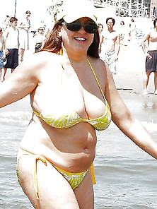 Bbw Matures And Grannies At The Beach 172