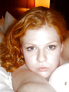 Amateur Curvy Redhead