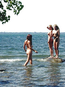 Vintage Amateur And Beach Girls 26