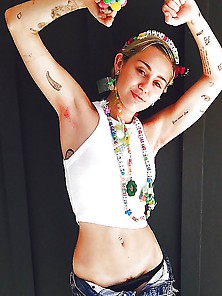 Miley Cyrus-Achselhaare