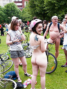 Laura K Manchester Wnbr 2015 (World Naked Bike Ride)