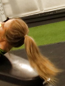 Fit Blonde Gym