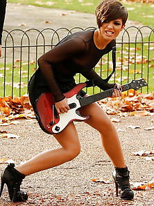 Frankie Sandford The Sweetie Pie & That Sexy Outfit 5