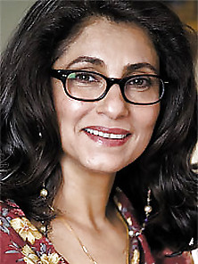 Sexy Bollywood Mom Mrs Dimple Kapadia