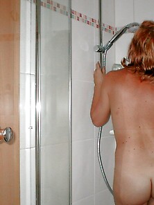 Amateur Wife At Shower 2
