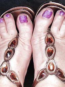 Pretty Toes Feet Sandals
