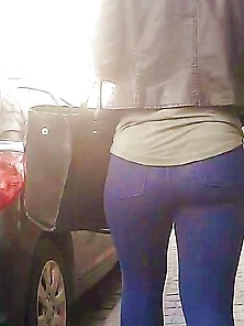 Sexy Black Booty In Tight Jeans