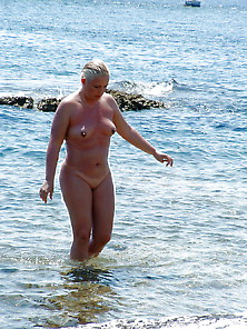 Bea - Hungarian Busty Nudist Wife,  Big Nipples