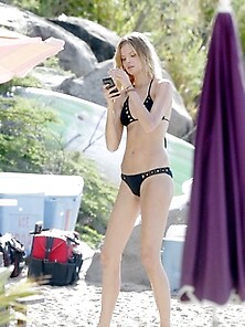 Sexy Magdalena Frackowiak Posing In Bikinis