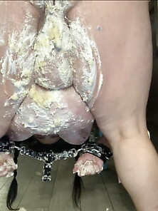 Fat Belly Bbw Makes Mess With Cake