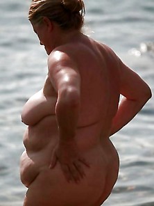 Bbw Matures And Grannies At The Beach (36)