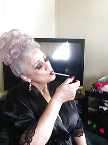 Sexy Smoking Vintage Granny Shera Gilf