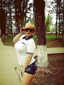 Busty Russian Woman 2769