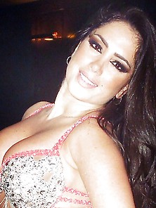 Elissar Hot Lebanese Belly Dancer