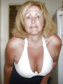 Mommy Looks Ready For Cocks