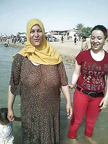 Egyptian Mom And Matures Ass 2