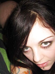 Sultry Gothic Babe', S Selfpics