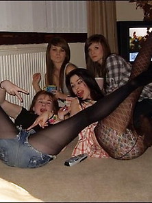 Sexy Babes In Tights Pantyhose Nylons 57