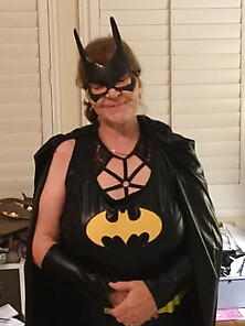Carmen's Batgirl Cosplay