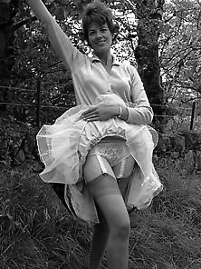 1960S Ladies Loved Flashing Stocking Tops Ii