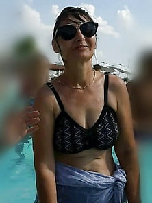 Spy Pool Woman Romanian