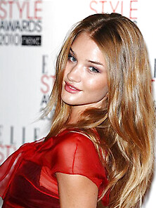 Teen Model Rosie Huntington Is Alluring And Sizzling