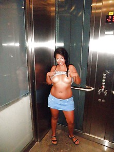 Elevator Flash No Panties
