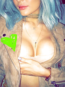Kylie Jenner’S Tits Pic