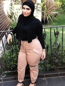 Hijab Beurette