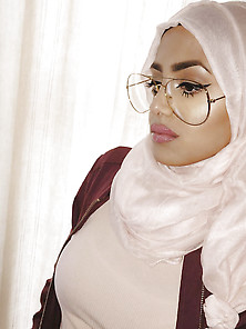 Beurette Arab Hijab Muslim 30