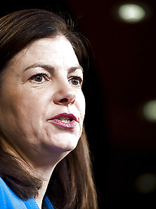 I Would Love To Sniff Conservative Kelly Ayotte's Pantyhose