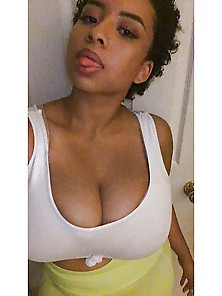 Black Women: Selfies 15