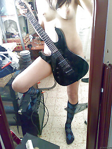 A Guitar Girl