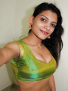 Indian Malayali Model Rashmi R Nair Boobs & Sexy Figure Sari