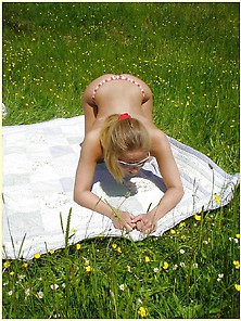 Sunbathing Milf In Bikini