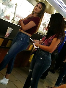 2 Hot Babes In Tight Jeans