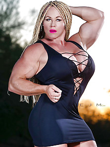 Female Muscle Mix 3