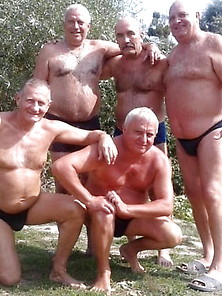 Fat Nudist Group - Fat Men Pictures Search (27 galleries)