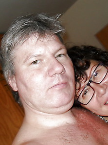 Mature Couple Fuck And Pose