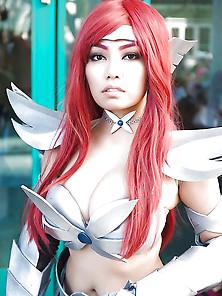 Vote: Fairy Tail Cosplay Babes Battle