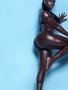 Babe With A Perfect Chocolate Booty