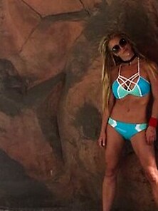 Britney Spears Bikini Photos
