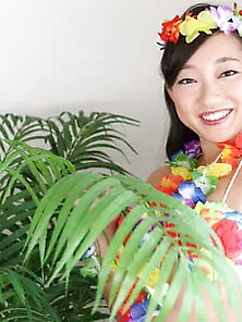 Minami Sakamoto :: A Nasty Polynesian Hip Swing? - Caribbean