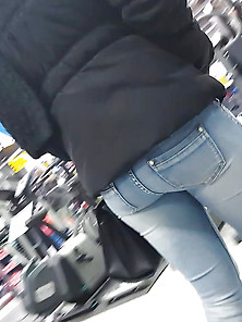 Nice Buut And Legs In Tight Jeans