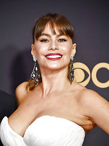 Sofia Vergara's Huge Tits At Emmy Awards