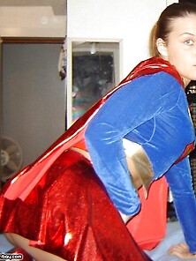 Supergirl Amateur Pussy Play