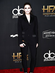 Elizabeth Olsen 2017 Hollywood Film Awards 11-5-17