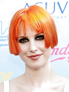 Hayley Williams (The Best Pictures For Cum Tribute Video)
