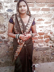 Wanita India 09