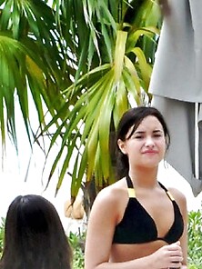 Demi Lovato Fixes A Wet Wedgie
